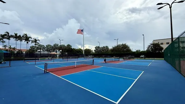 $183,900 | 6207 Coral Lake Drive, Unit 107, Pompano Beach, FL 33063