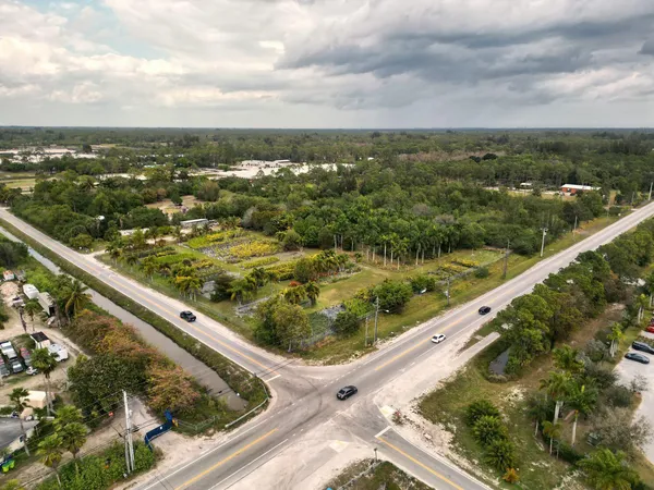 $3,500,000 | 14375 Okeechobee Boulevard, Loxahatchee Groves, FL 33470