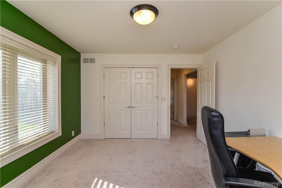 5877 Nottingham Point Brighton, MI 48116 - Photo 57 of 89 _AUG5969.jpg