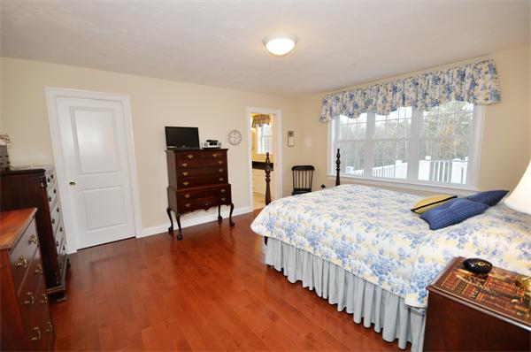 1090 Hill Road, Unit 1090 Boxborough, MA 01719 - Photo 17 of 30