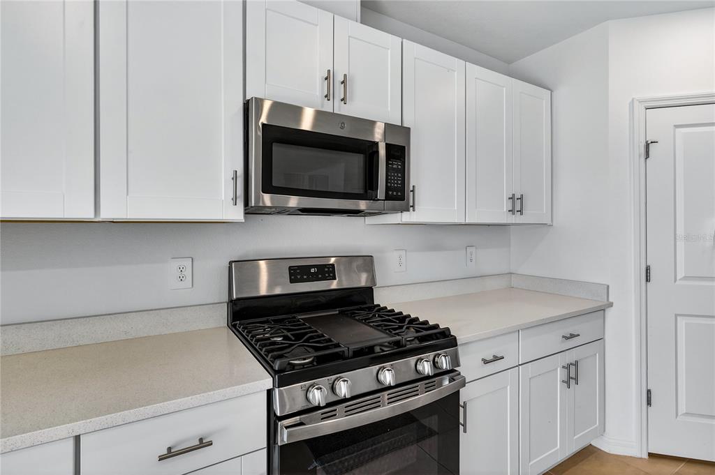 9633 Rampart Road Leesburg, FL 34788 - Photo 7 of 35