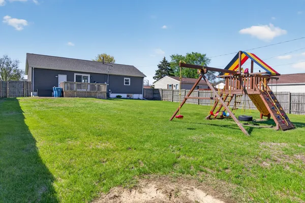 $219,900 | 602 14th Place, Camanche, IA 52730