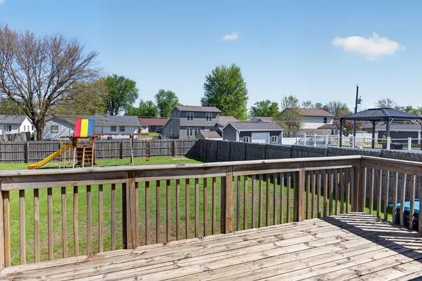 $219,900 | 602 14th Place, Camanche, IA 52730