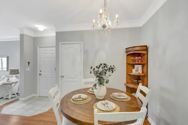 $1,735 | 1300 Park W Boulevard, Unit 706, Mount Pleasant, SC 29466