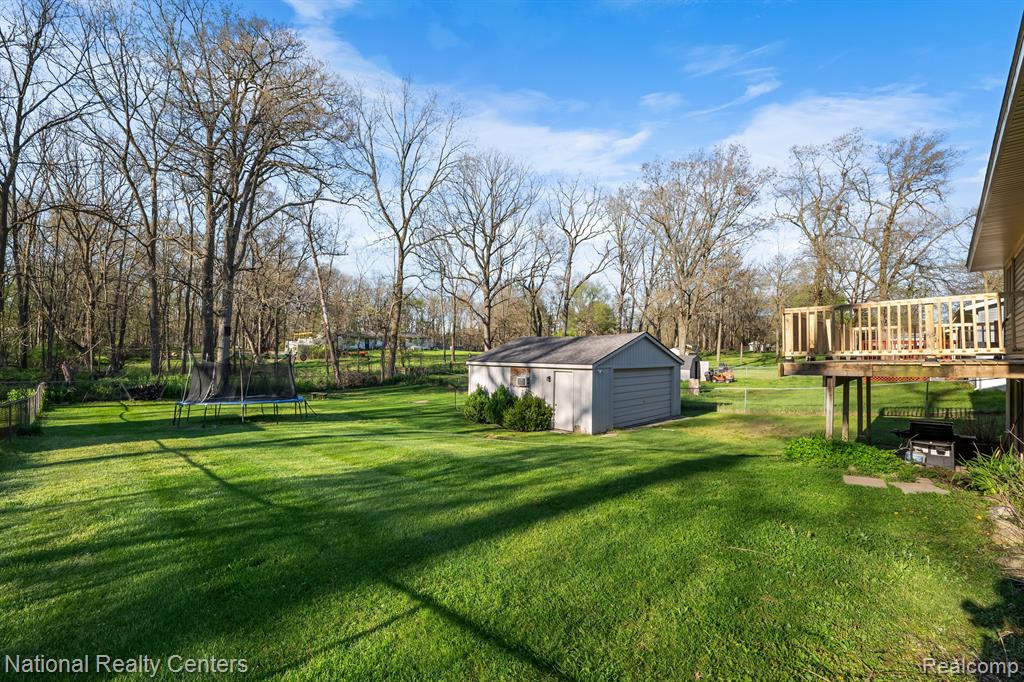 652 Snyder Road Highland, MI 48357 - Photo 33 of 36