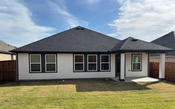 $2,510 | 1413 Water Canna Drive, Justin, TX 76247