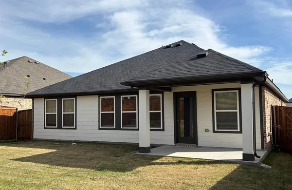 $2,510 | 1413 Water Canna Drive, Justin, TX 76247