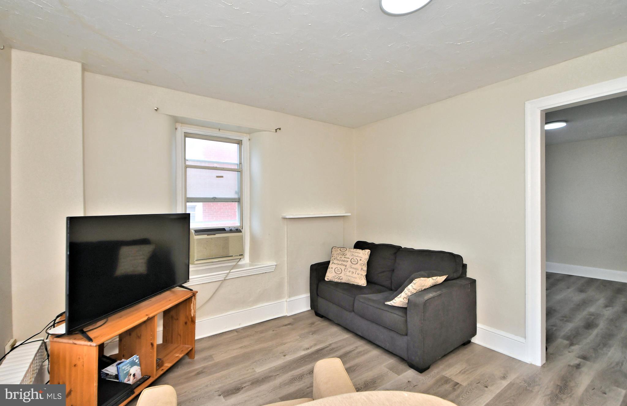 432 Maple Street Jenkintown, PA 19046 - Photo 7 of 50