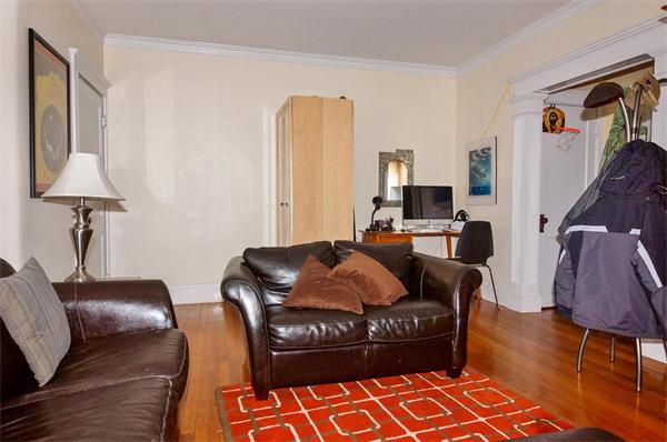 15 Warwick Road, Unit 1 Belmont, MA 02478 - Photo 3 of 14 Gallery Image 3