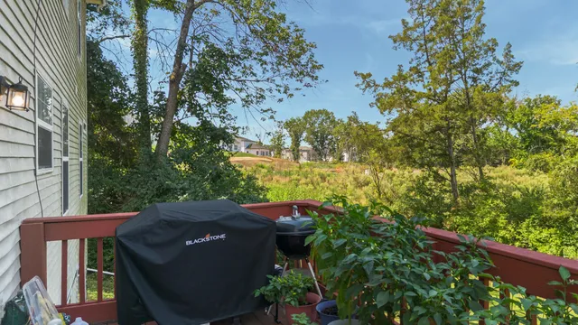 $399,000 | 1832 Apple Valley Circle, Nashville, TN 37207