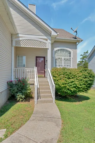 $399,000 | 1832 Apple Valley Circle, Nashville, TN 37207