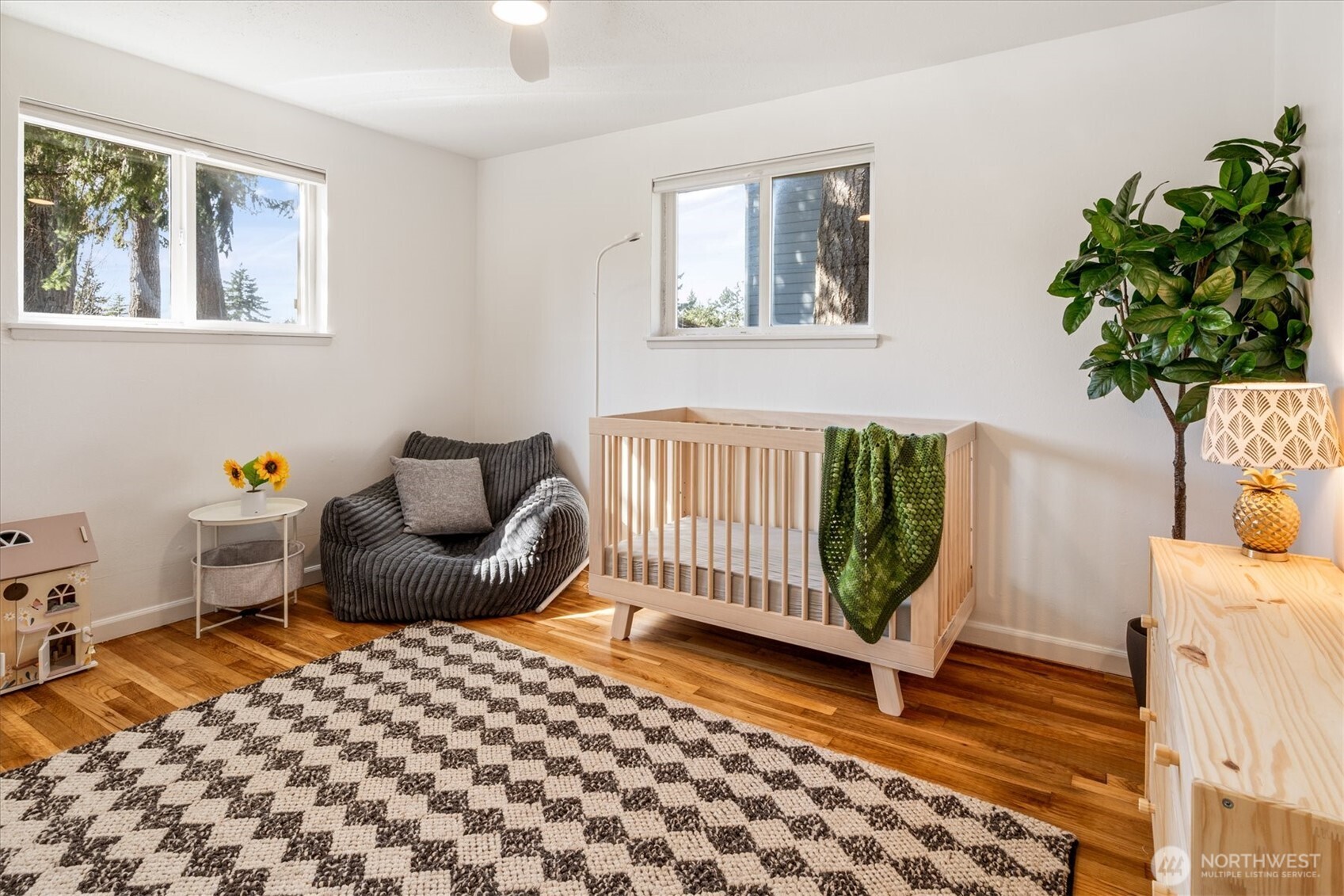 15919 19th Avenue Southwest Burien, WA 98166 - Photo 15 of 29