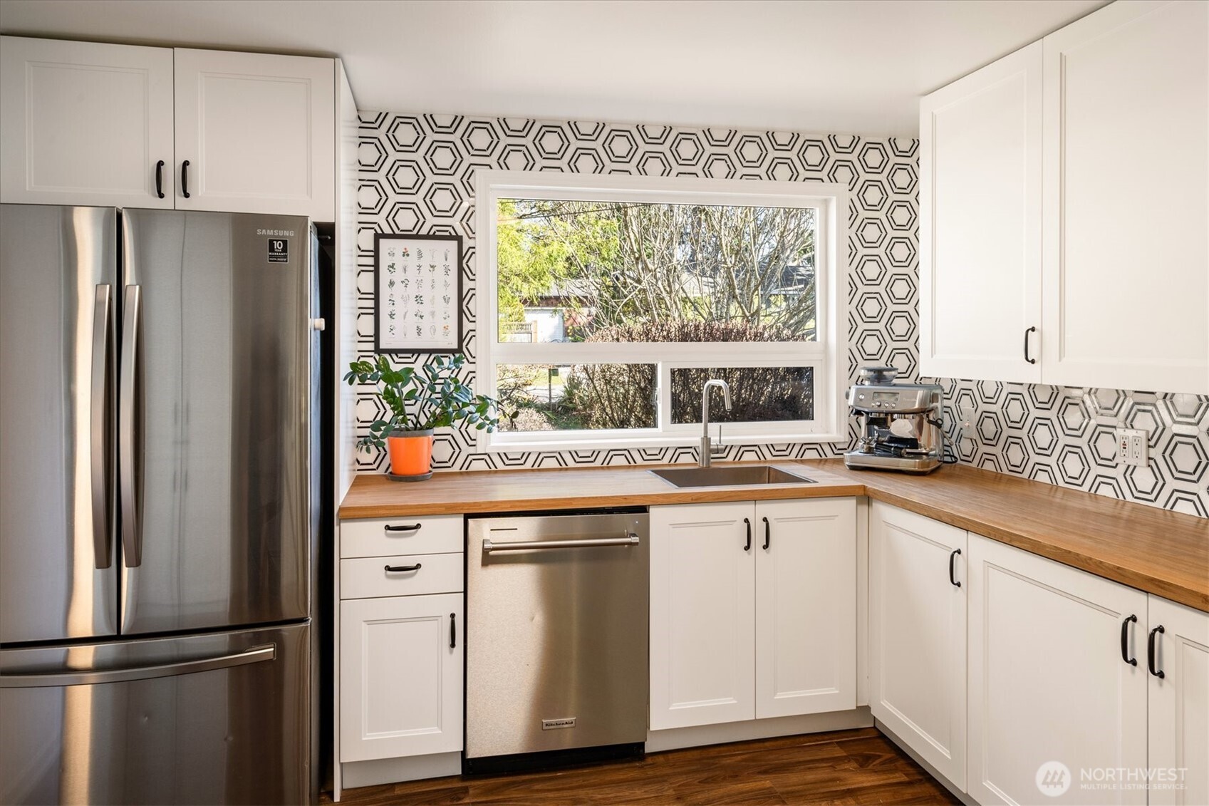 15919 19th Avenue Southwest Burien, WA 98166 - Photo 9 of 29