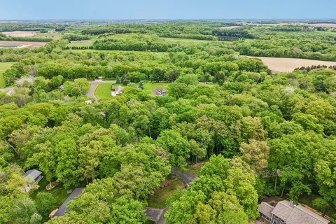 $589,000 | 355 Maple Heights Road, Medina, WI 53559
