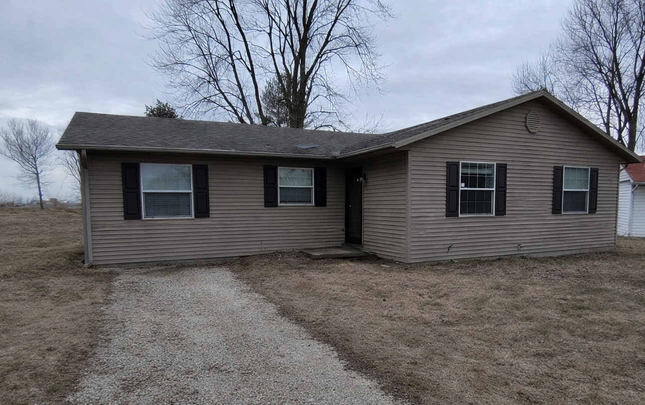 3 Apple Drive Mattoon, IL 61938 - Photo 1 of 23