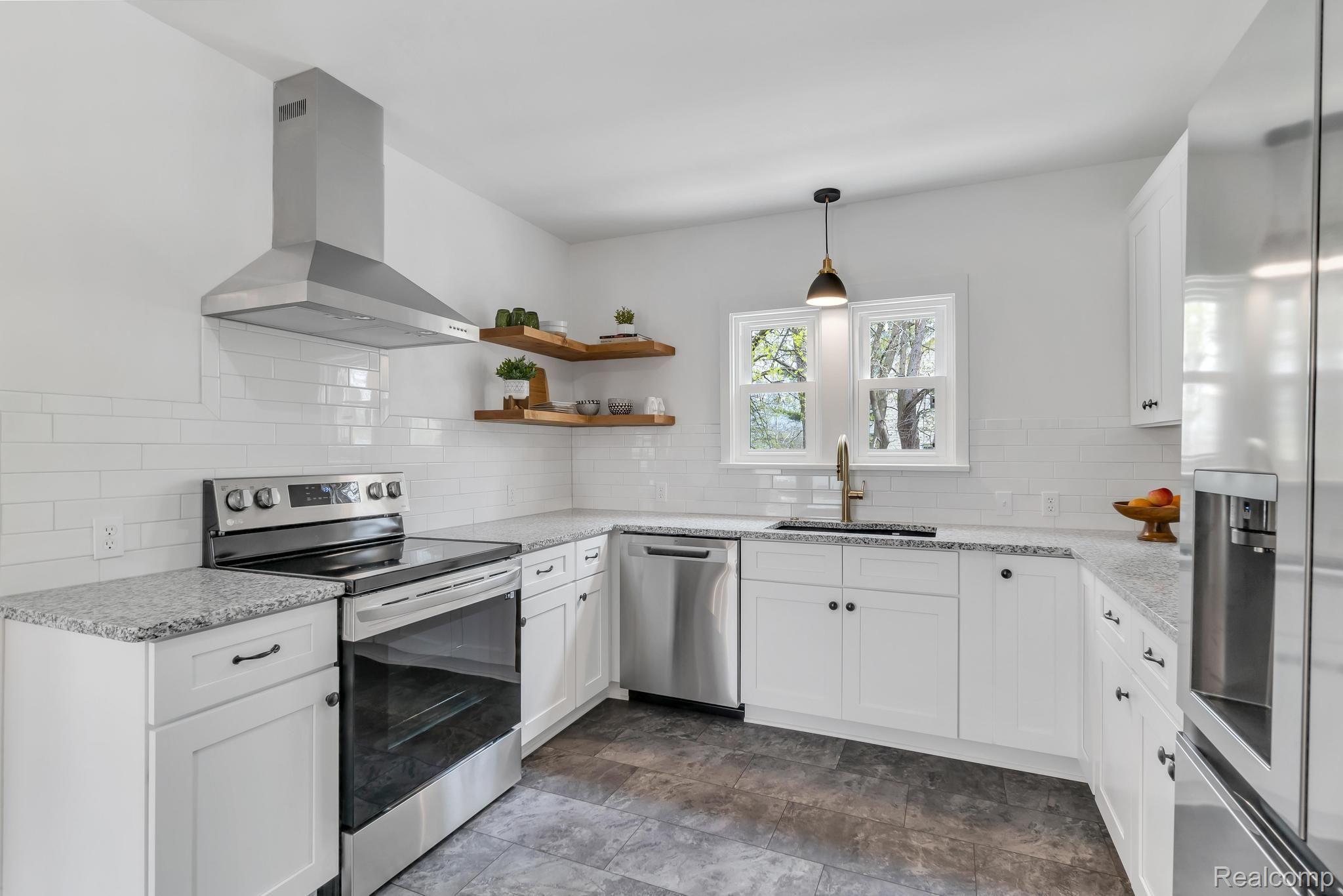 1048 Reid Road Grand Blanc, MI 48439 - Photo 2 of 50 Gallery Image 2