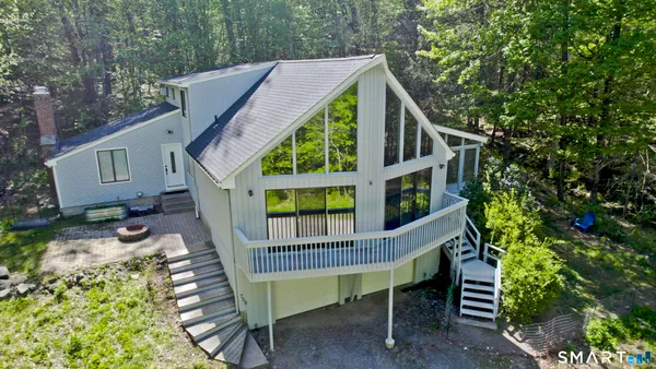 $350,000 | 758 Cherry Brook Road, Canton, CT 06019