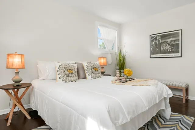 $287,900 | 120 Hyde Park Avenue, Bellwood, IL 60104