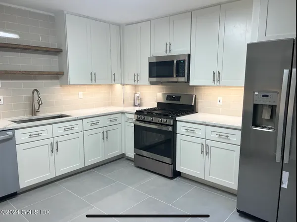 $5,500 | 45 Bible Street, Unit 2, Cos Cob, CT 06807