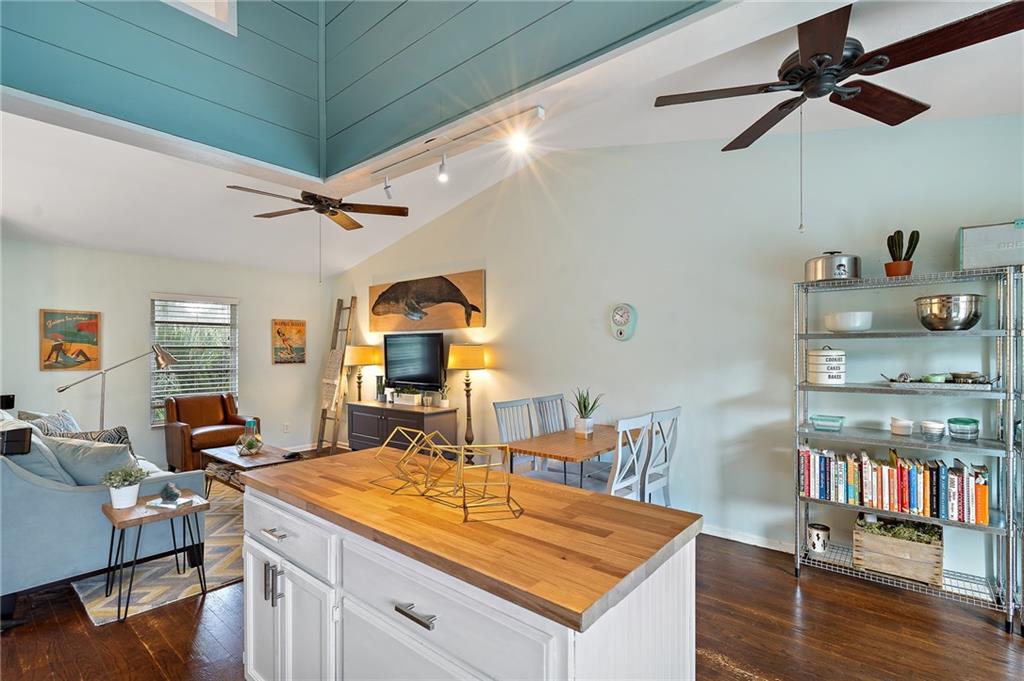 3713 Southeast Lower Street Stuart, FL 34997 - Photo 15 of 36 Gallery Image 15