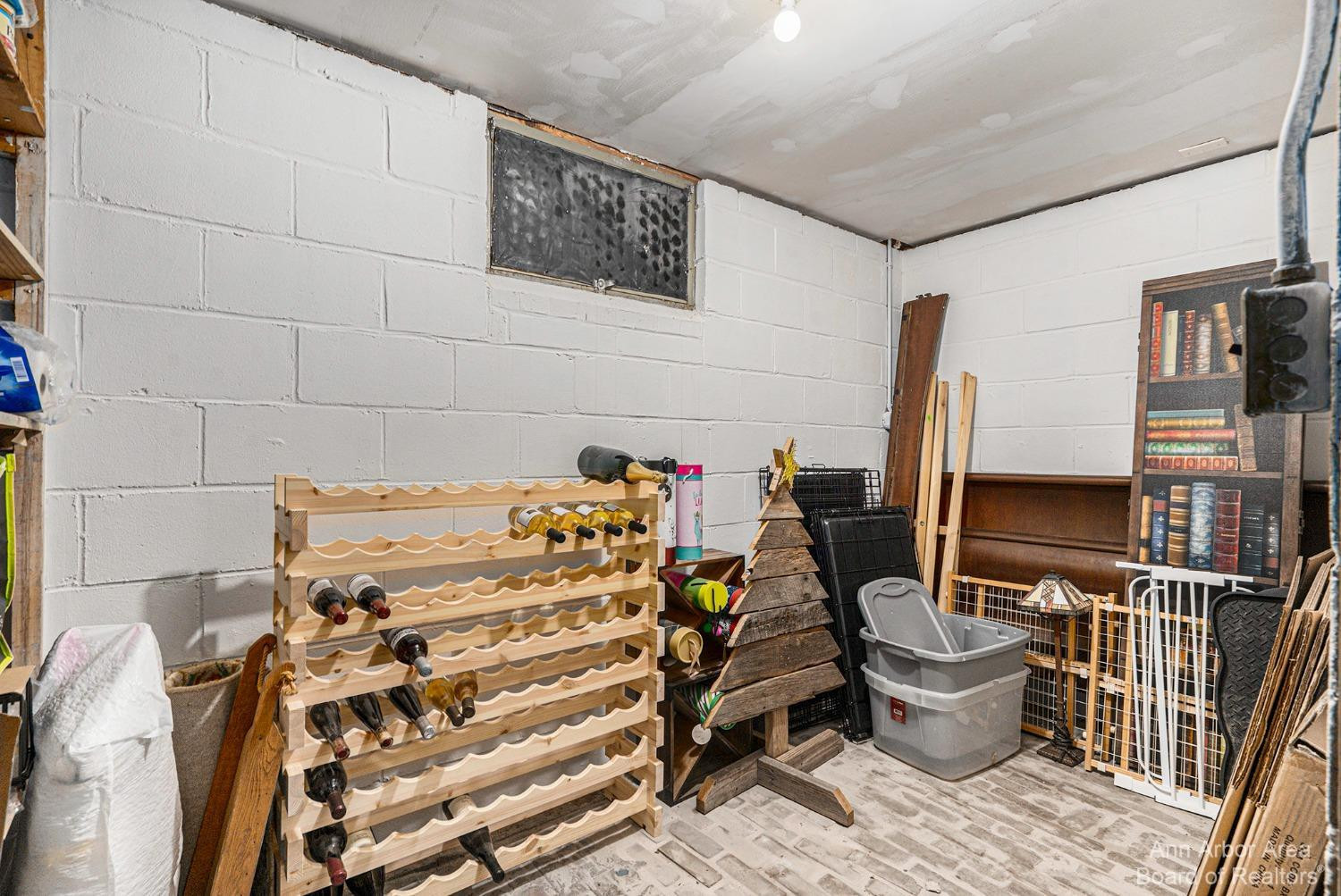 2020 Ferdon Road Ann Arbor, MI 48104 - Photo 22 of 32 Photo 22