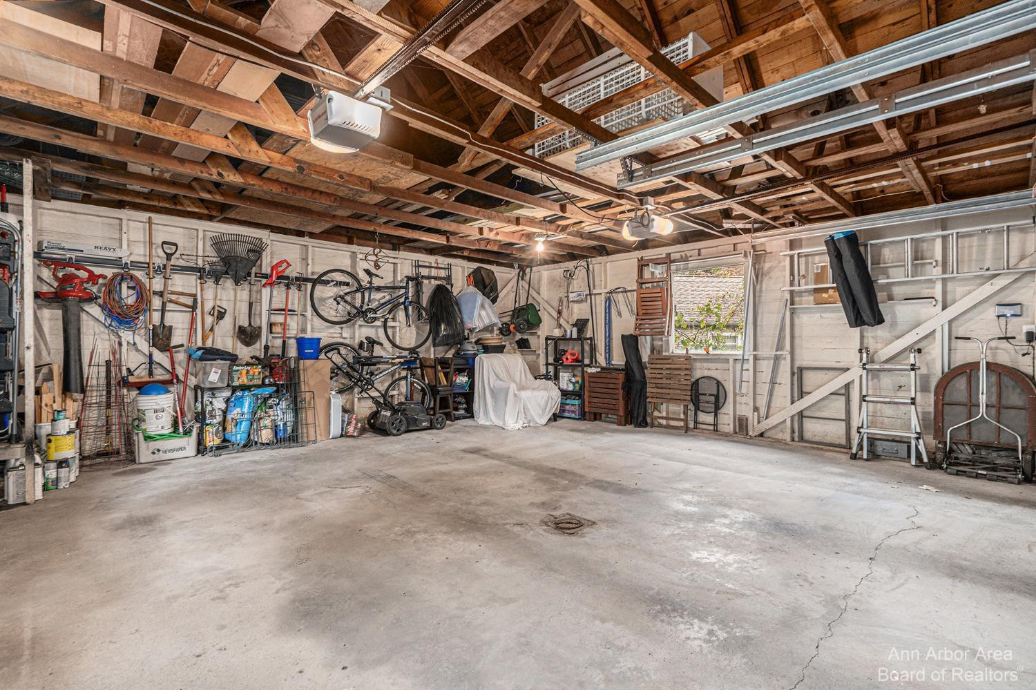 2020 Ferdon Road Ann Arbor, MI 48104 - Photo 23 of 32 Photo 23