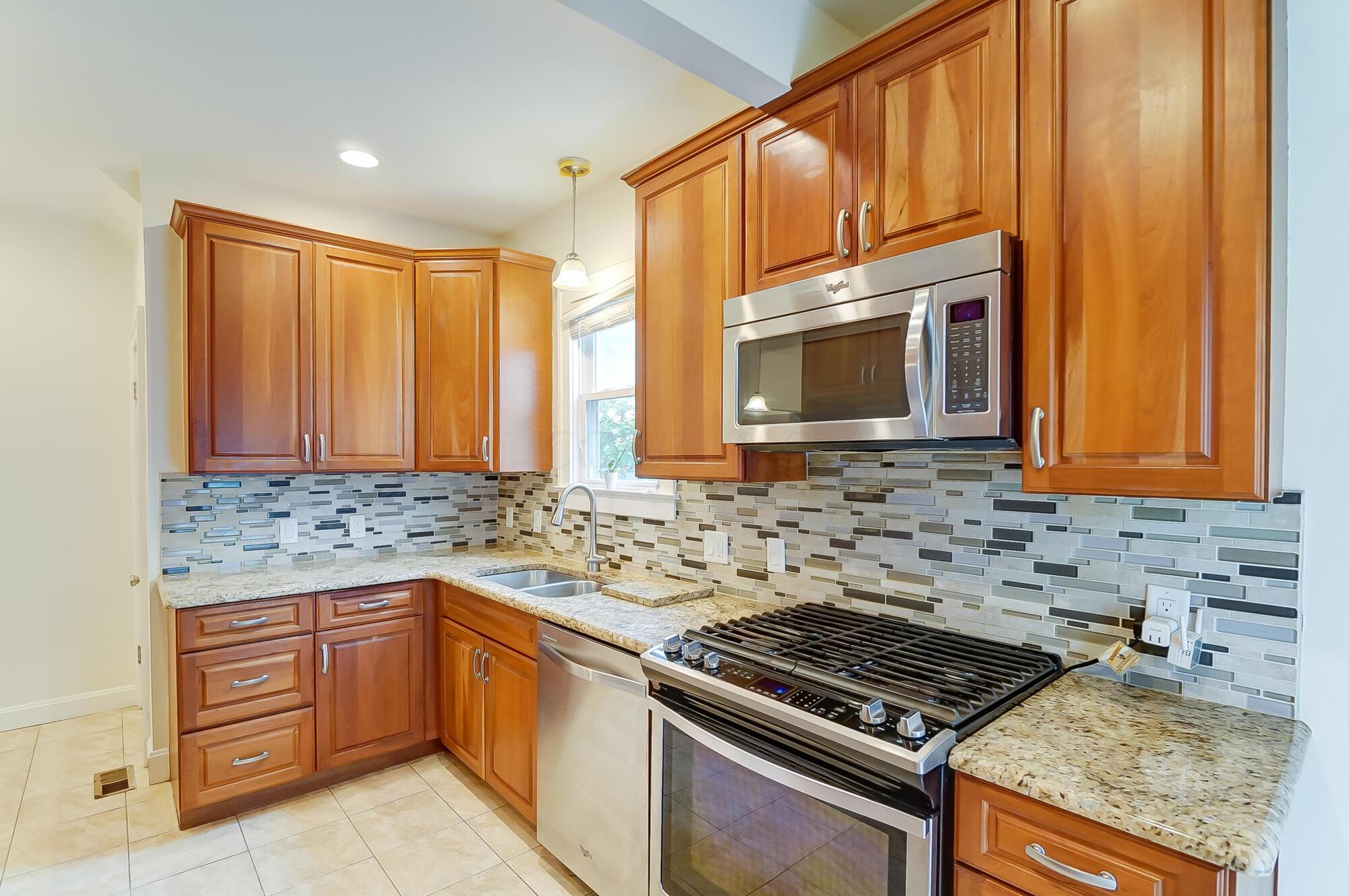 923 McClain Road Columbus, OH 43212 - Photo 11 of 51 022