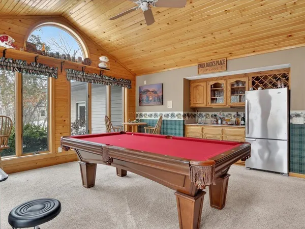 $669,500 | 4230 North Juniper Drive, Janesville, WI 53545