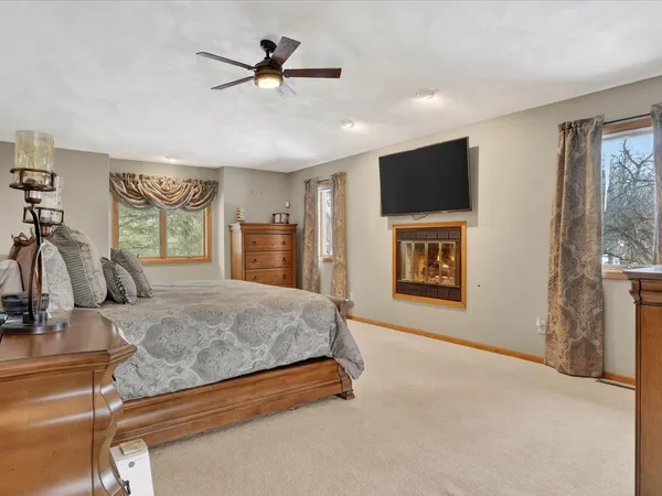 $669,500 | 4230 North Juniper Drive, Janesville, WI 53545