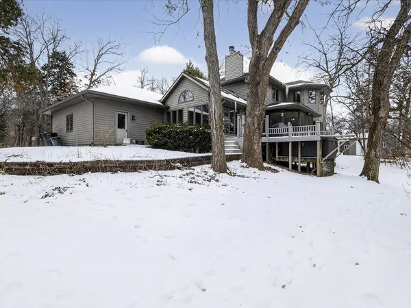 $669,500 | 4230 North Juniper Drive, Janesville, WI 53545