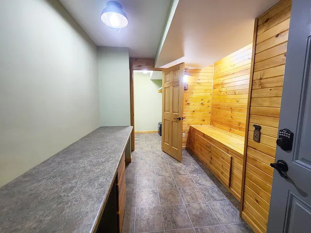 $679,900 | 4230 North Juniper Drive, Janesville, WI 53545