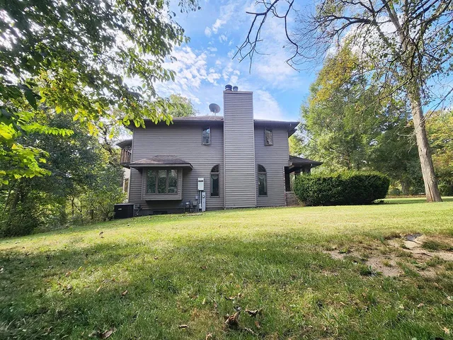 $679,900 | 4230 North Juniper Drive, Janesville, WI 53545