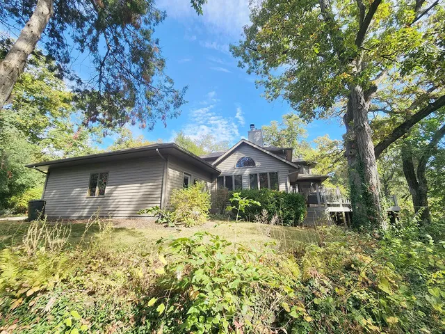 $679,900 | 4230 North Juniper Drive, Janesville, WI 53545