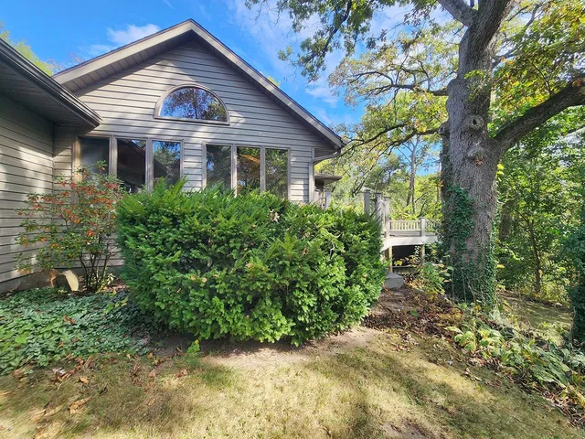 $679,900 | 4230 North Juniper Drive, Janesville, WI 53545