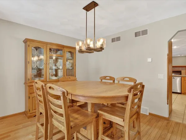 $669,500 | 4230 North Juniper Drive, Janesville, WI 53545
