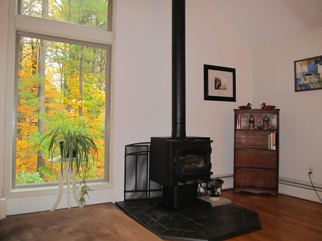 89 Chestnut Hill Road Groton, MA 01450 - Photo 6 of 24