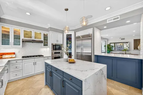 $2,395,000 | 6937 Waters End Drive, Carlsbad, CA 92011