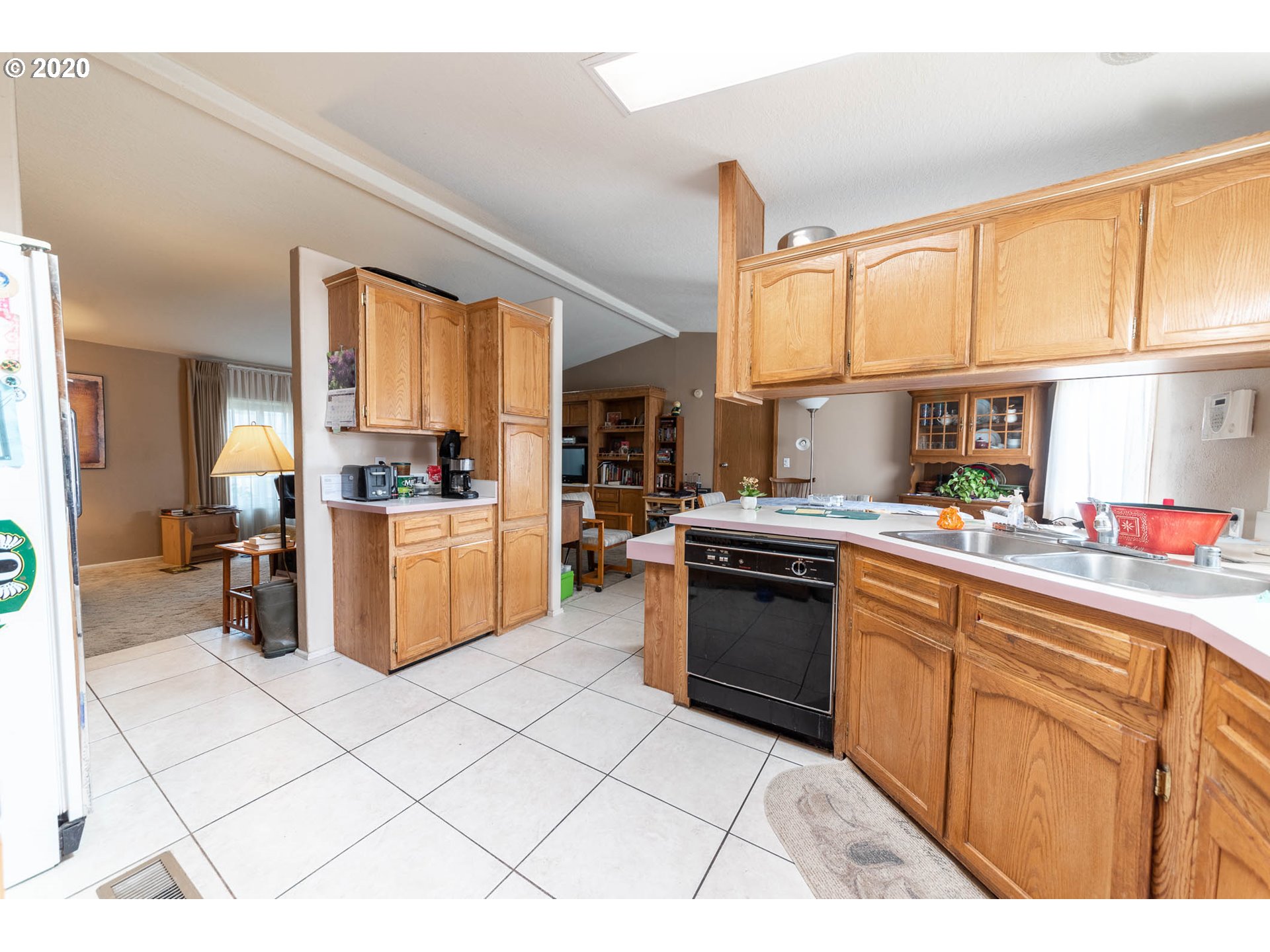1055 T Street Springfield, OR 97477 - Photo 11 of 21