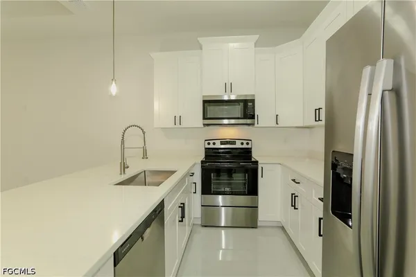 $2,100 | 141 Harold Avenue South, Lehigh Acres, FL 33973