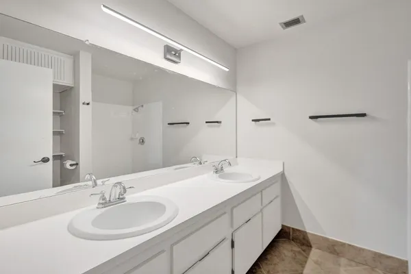 $2,800 | 11731 Timbers Way, Boca Raton, FL 33428