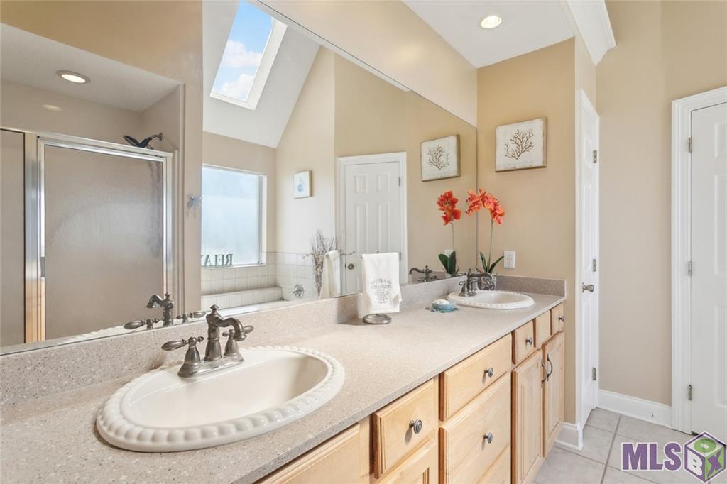 427 Moonraker Drive Slidell, LA 70458 - Photo 13 of 17