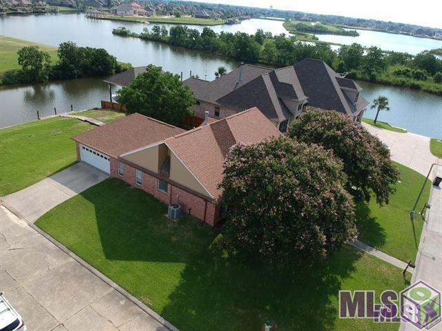 427 Moonraker Drive Slidell, LA 70458 - Photo 2 of 17