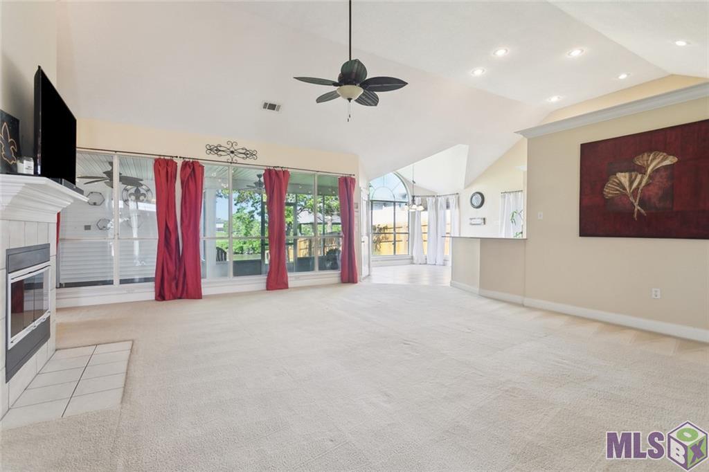 427 Moonraker Drive Slidell, LA 70458 - Photo 5 of 17