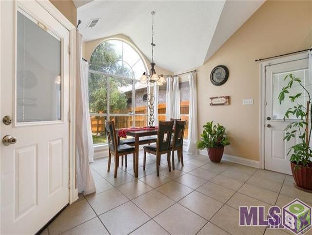 427 Moonraker Drive Slidell, LA 70458 - Photo 9 of 17