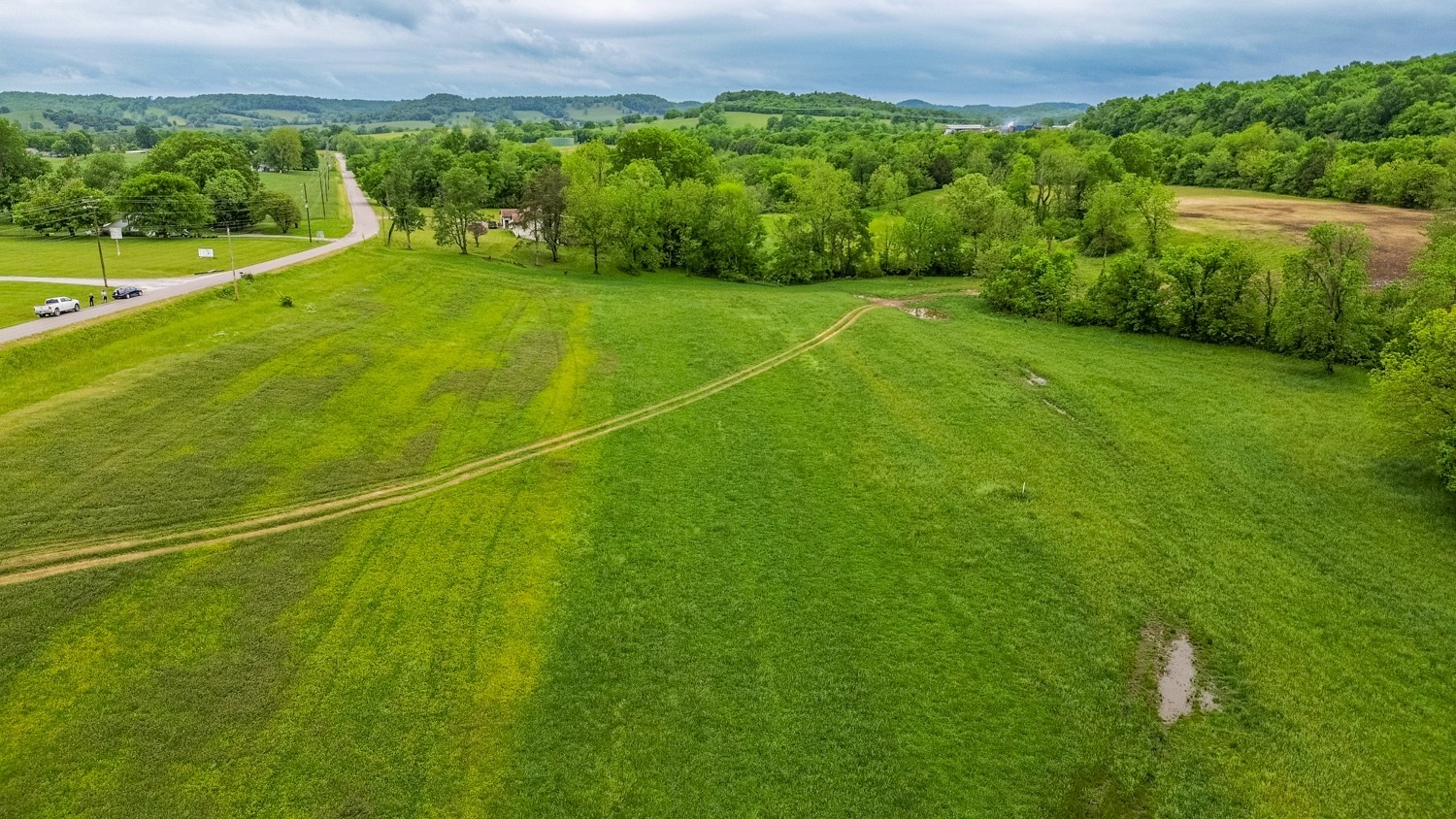 0 Ostella Road Cornersville, TN 37047 - Photo 9 of 37 a view of a field with an ocean