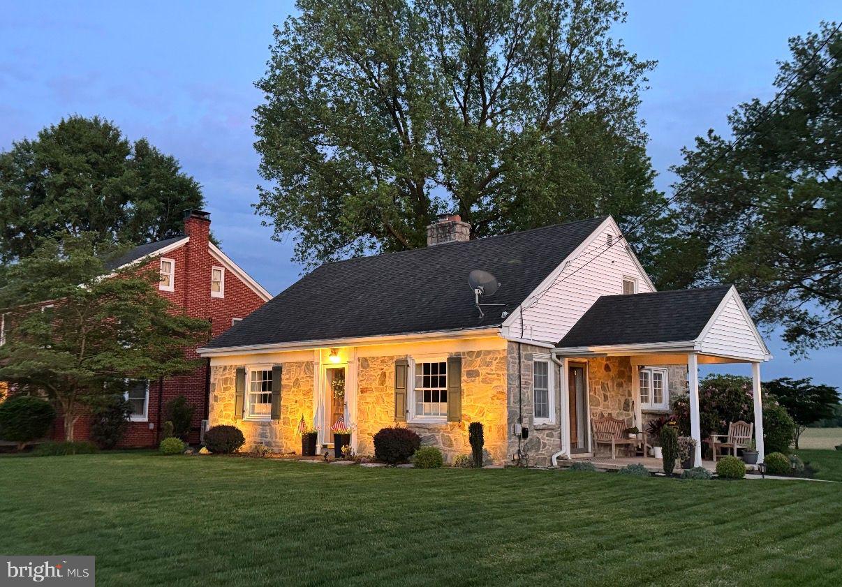1262 Graystone Road Manheim, PA 17545 - Photo 1 of 59 1262 Graystone at Twilight