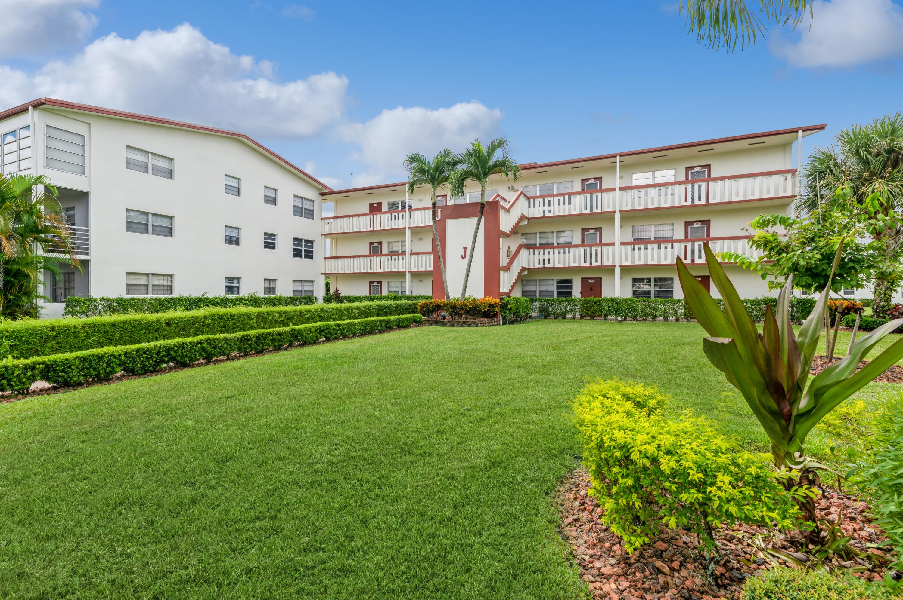 402 Brighton J Boca Raton, FL 33434 - Photo 24 of 24 Beautifully Kept Community!