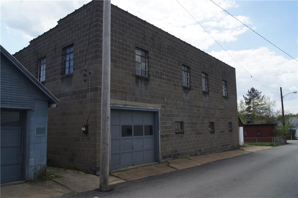 532 Longfellow Street Vandergrift, PA 15690 - Photo 22 of 25 Gallery Image 22