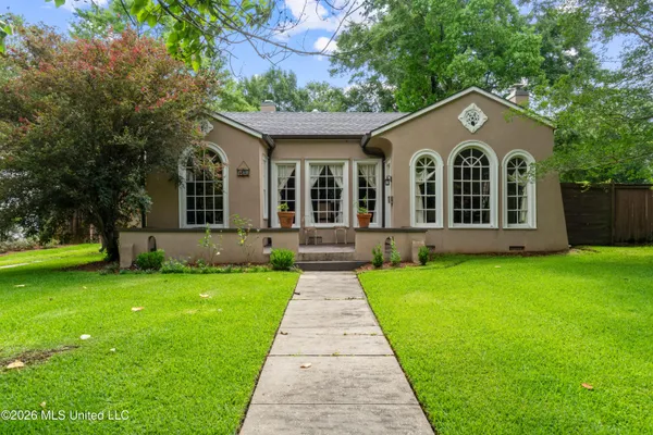$299,500 | 106 South 22nd Avenue, Hattiesburg, MS 39401