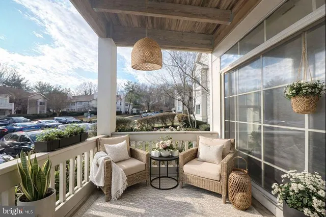 $2,600 | 5917 Barbados Place, Unit 27, Rockville, MD 20852